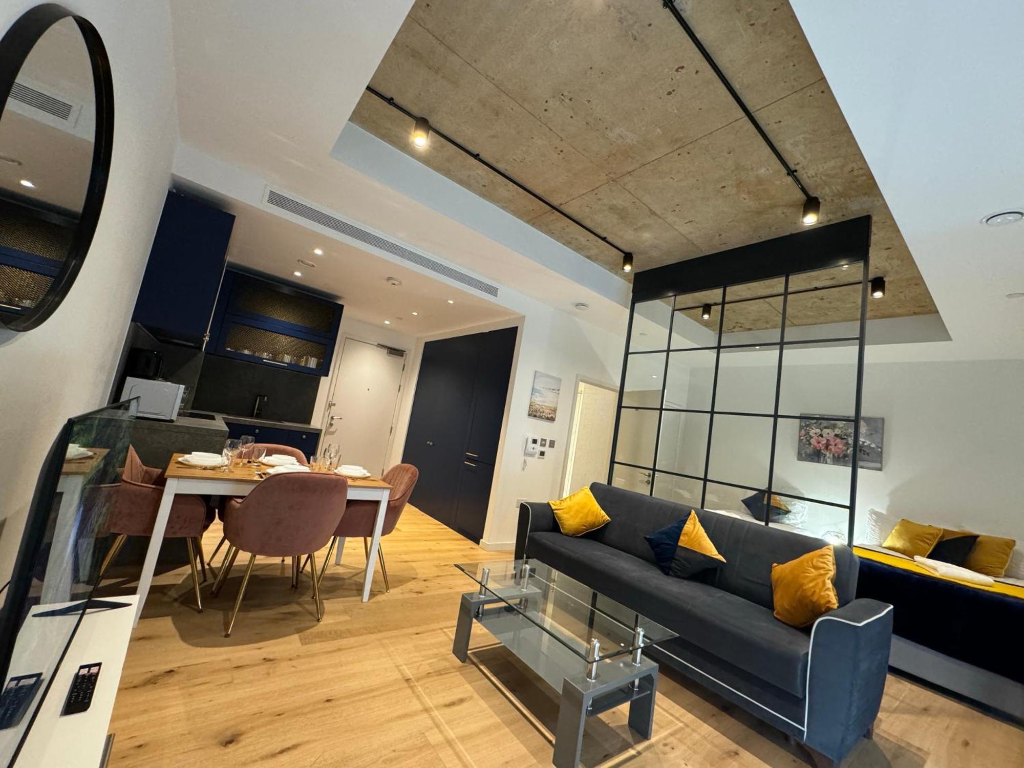 Appartamento London Luxury Flat With Balcony, River View, O2 Arena, Excel, Canary Wharf, Station Esterno foto